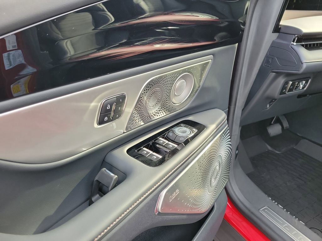 New 2026 Lincoln Nautilus Reserve AWD/4WD image 19