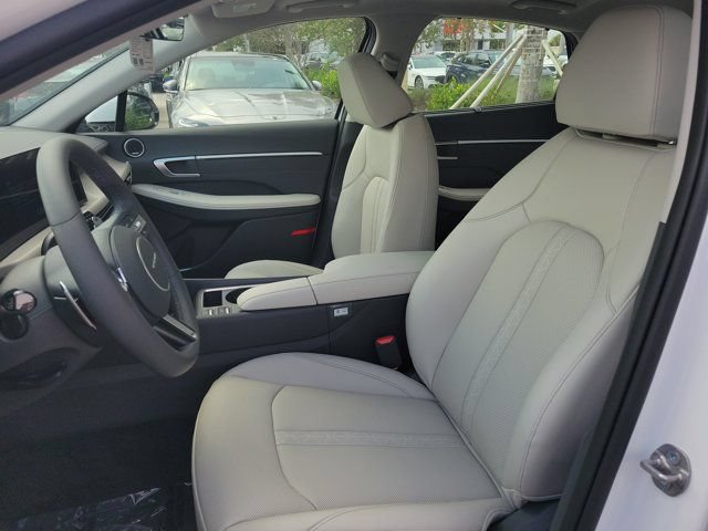 New 2026 Hyundai Sonata Limited FWD image 16