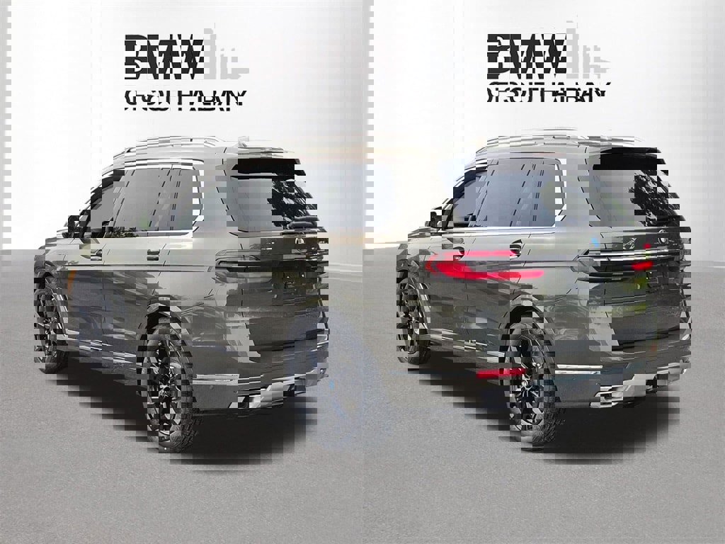 New 2026 BMW X7 xDrive40i image 5