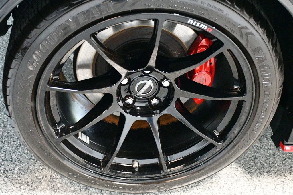 Used 2025 Nissan Z NISMO w/ Floor Mat Package RWD image 20