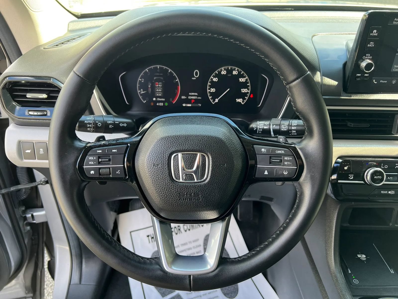 Used 2025 Honda Pilot EX-L image 17