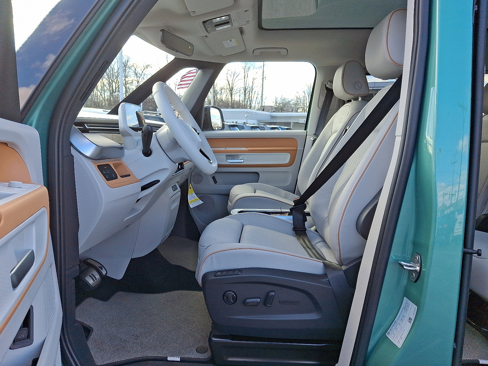 New 2025 Volkswagen ID. Buzz 1st Edition image 7