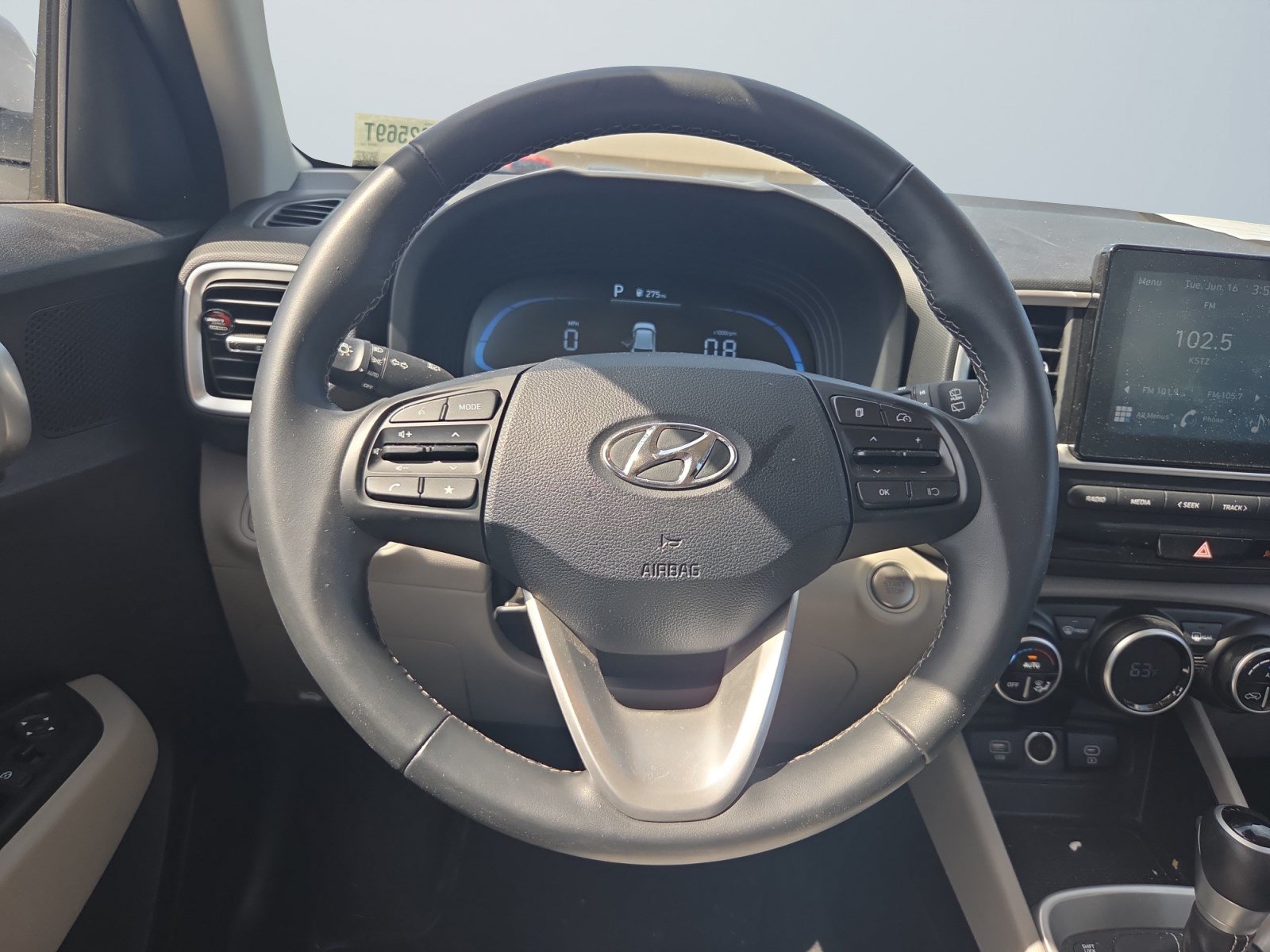 Certified 2025 Hyundai Venue SEL FWD image 14