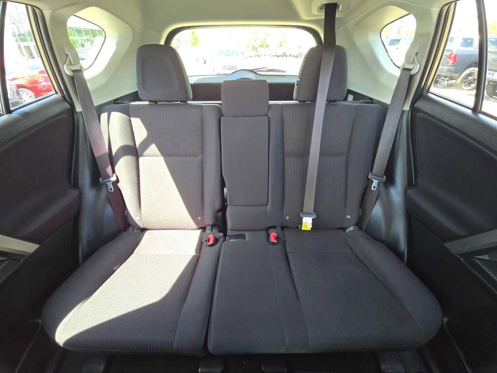 Used 2015 Toyota RAV4 LE AWD/4WD image 17