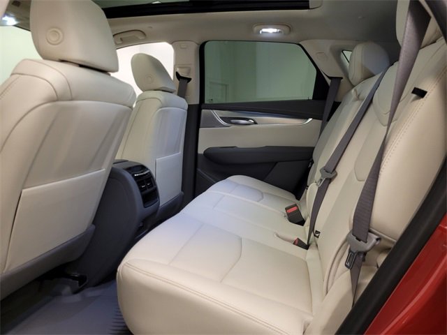 New 2026 Cadillac XT5 Premium Luxury w/ LPO, ONYX Package image 11