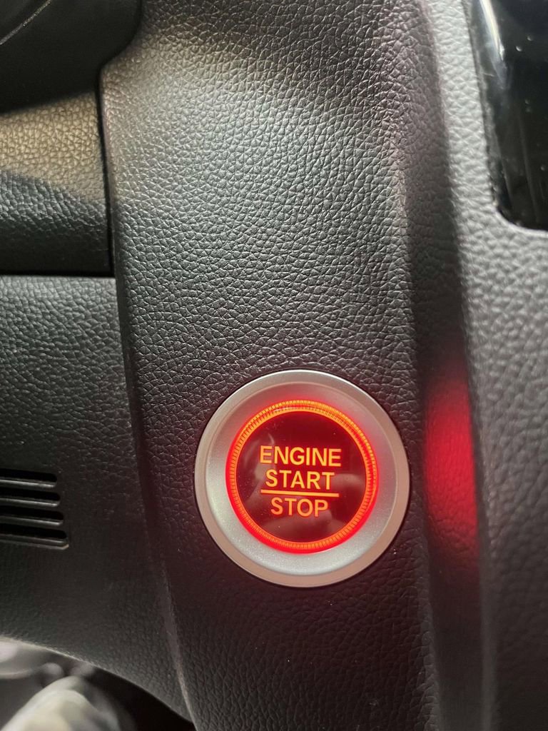 Used 2020 Honda Fit EX image 19