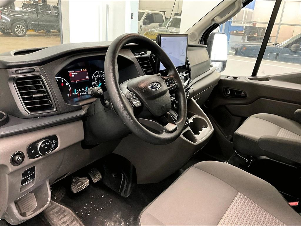 Used 2024 Ford Transit 350 XLT image 8