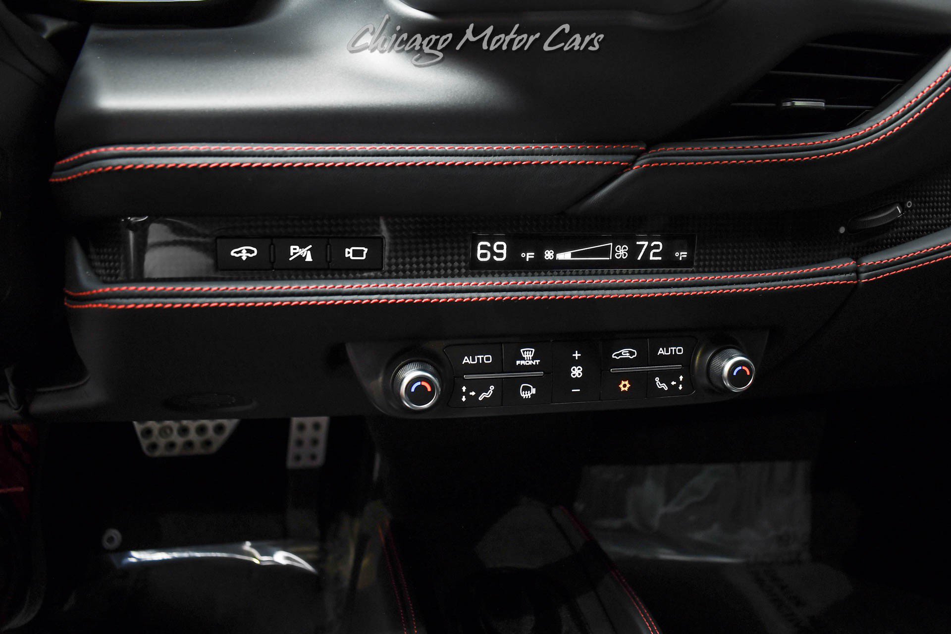 Used 2021 Ferrari F8 Tributo RWD image 18