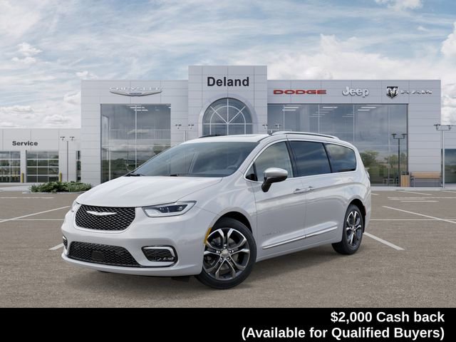 New 2026 Chrysler Pacifica Pinnacle w/ Trailer Tow Group
