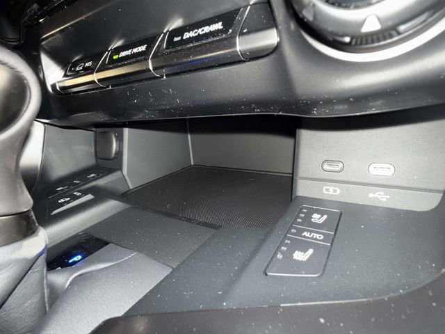 New 2026 Lexus LX 600 4WD w/ Luxury Package image 16