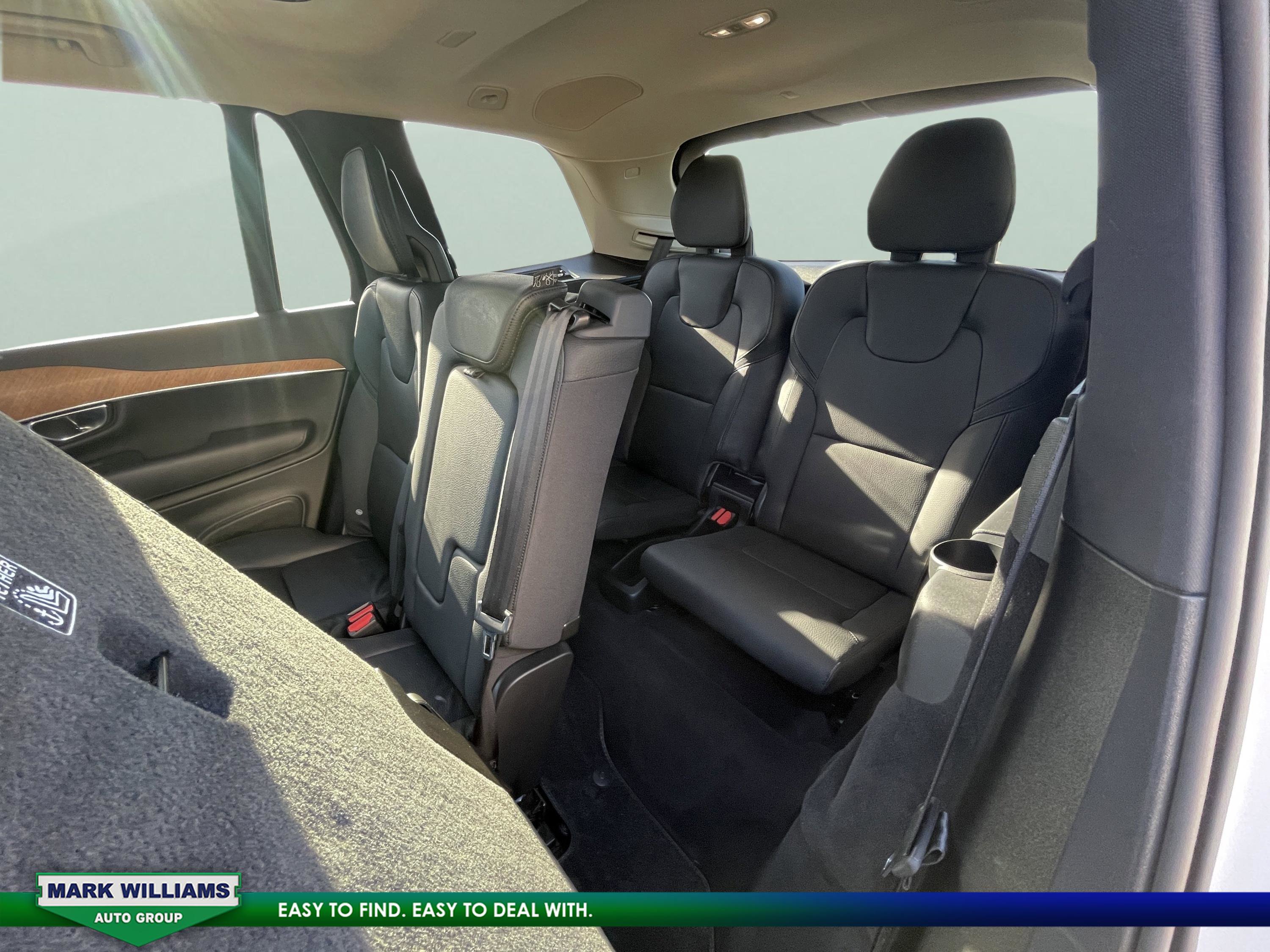 Used 2023 Volvo XC90 T8 Plus image 29