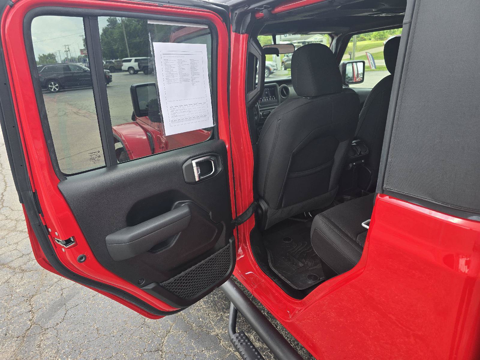 Used 2022 Jeep Gladiator Sport AWD/4WD image 25