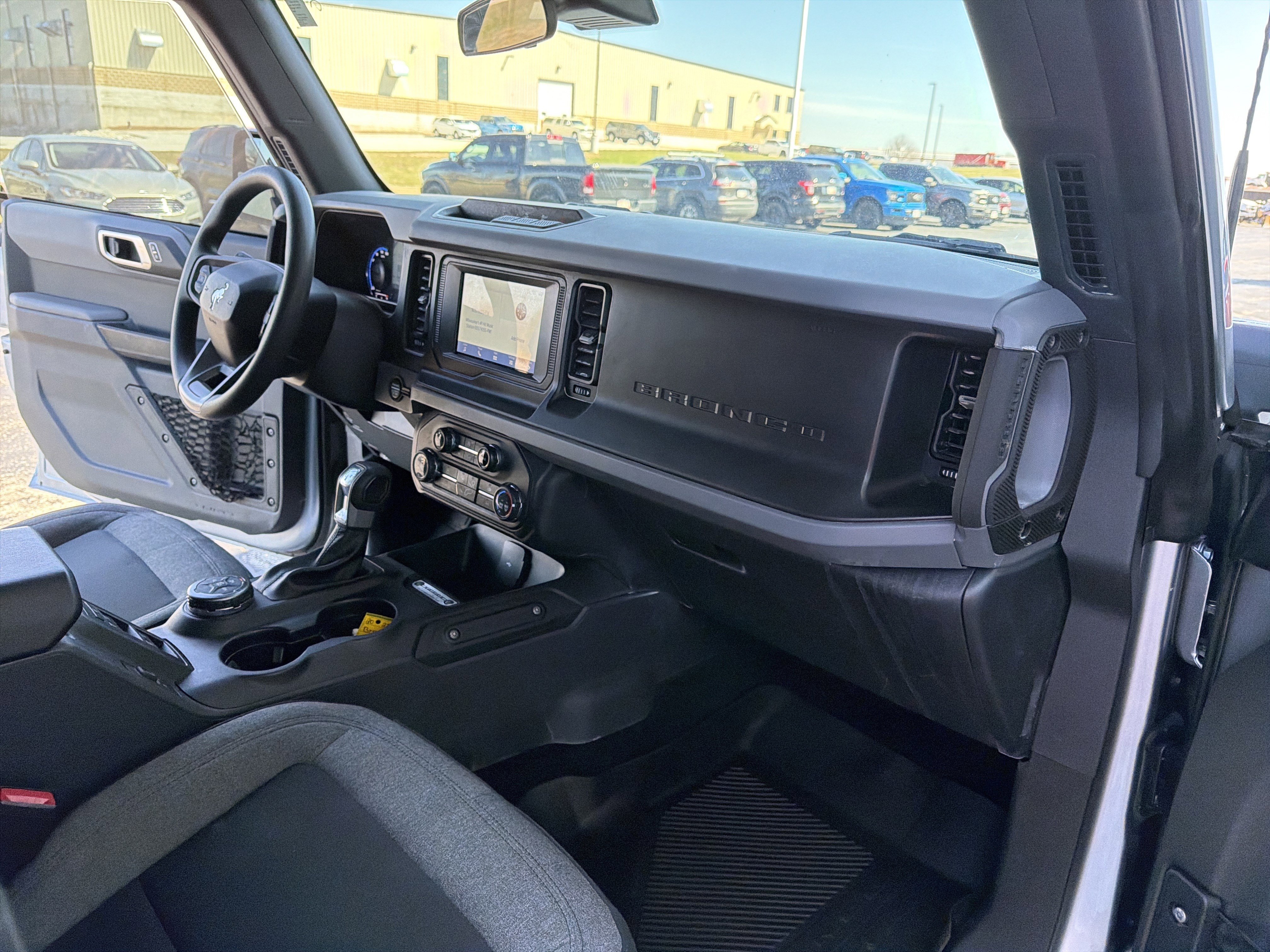 Used 2023 Ford Bronco 4-Door AWD/4WD image 29