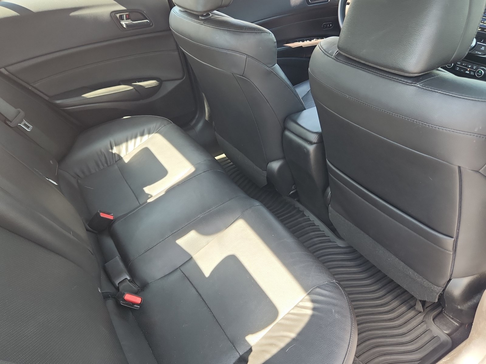 Used 2016 Acura ILX FWD image 18