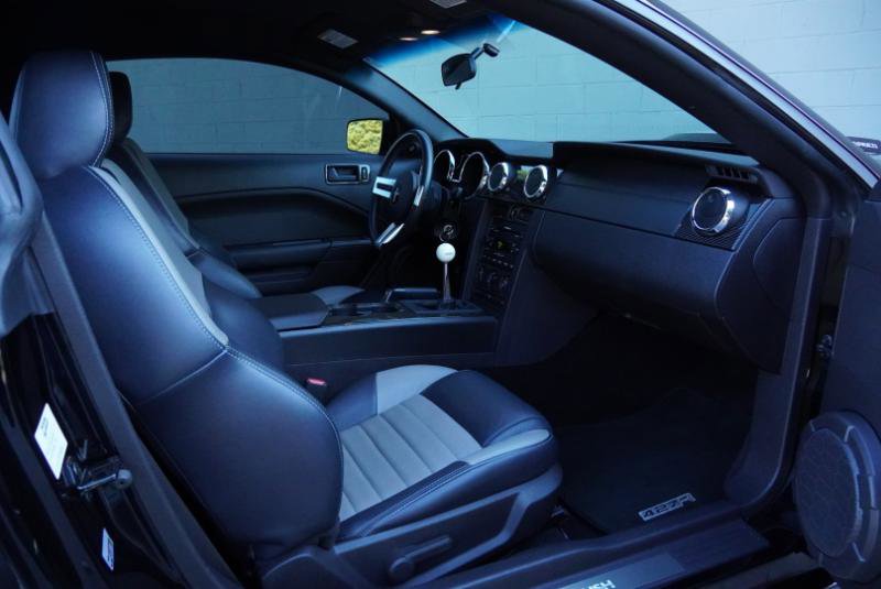 Used 2007 Ford Mustang GT image 43