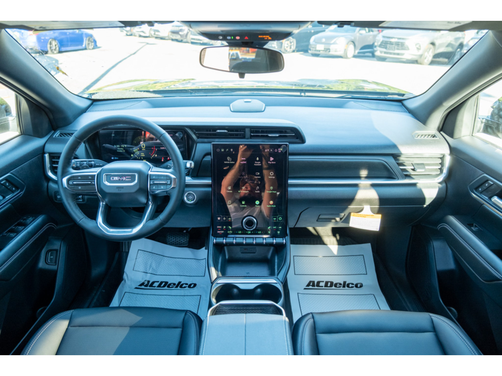New 2027 GMC Terrain Elevation w/ Elevation Premium Package FWD image 30
