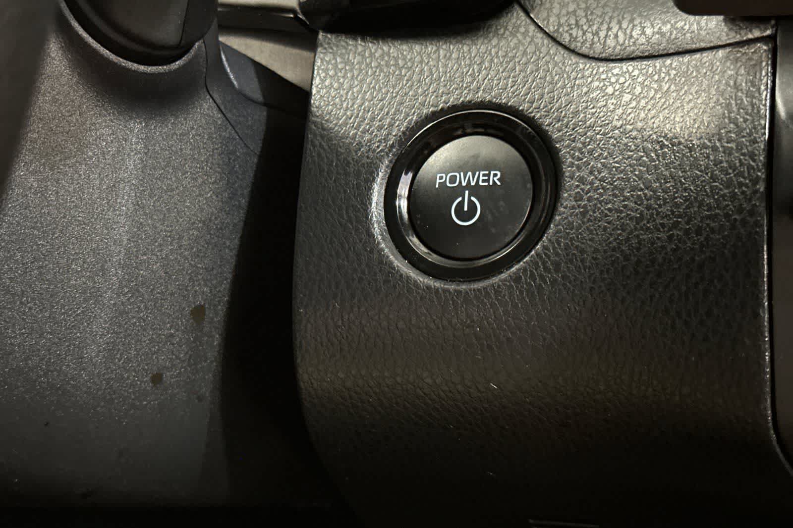 Used 2025 Toyota Camry LE FWD image 27