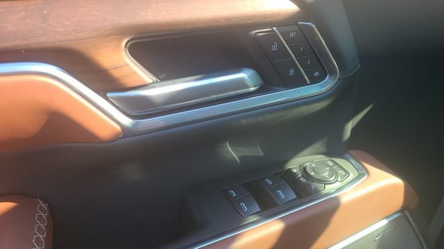 New 2026 GMC Sierra 2500 Denali Ultimate AWD/4WD image 10