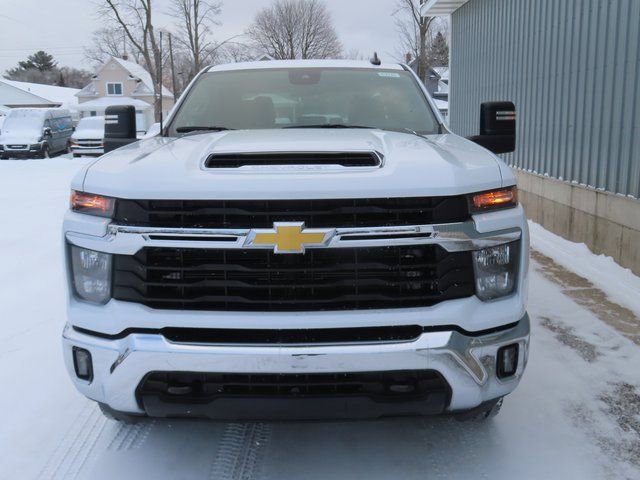 Used 2025 Chevrolet Silverado 2500 LT w/ Convenience Package AWD/4WD image 16