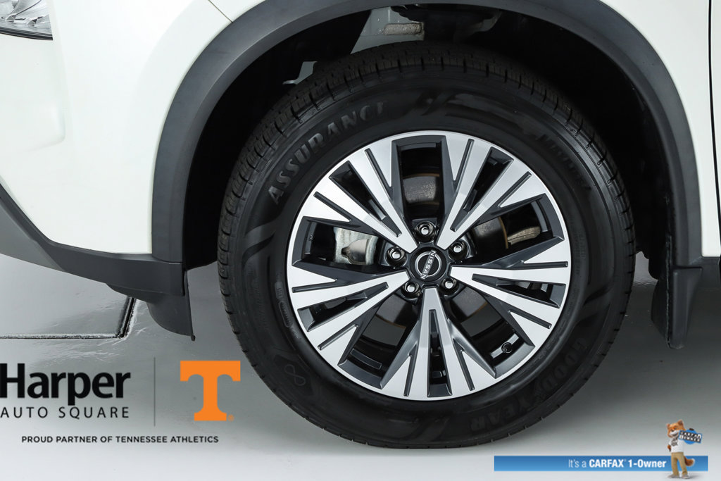 Used 2023 Nissan Rogue SV FWD image 5