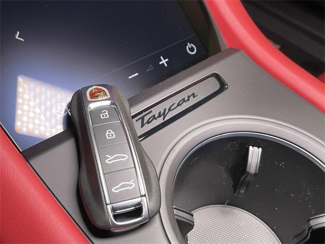 New 2026 Porsche Taycan GTS image 38