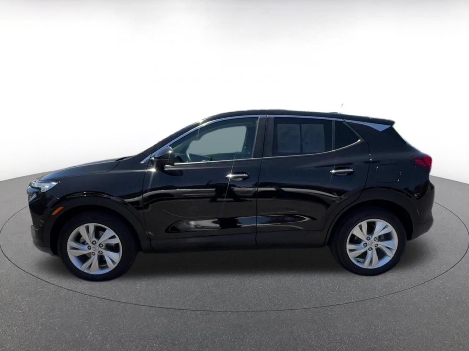 Used 2025 Buick Encore GX Preferred FWD image 9
