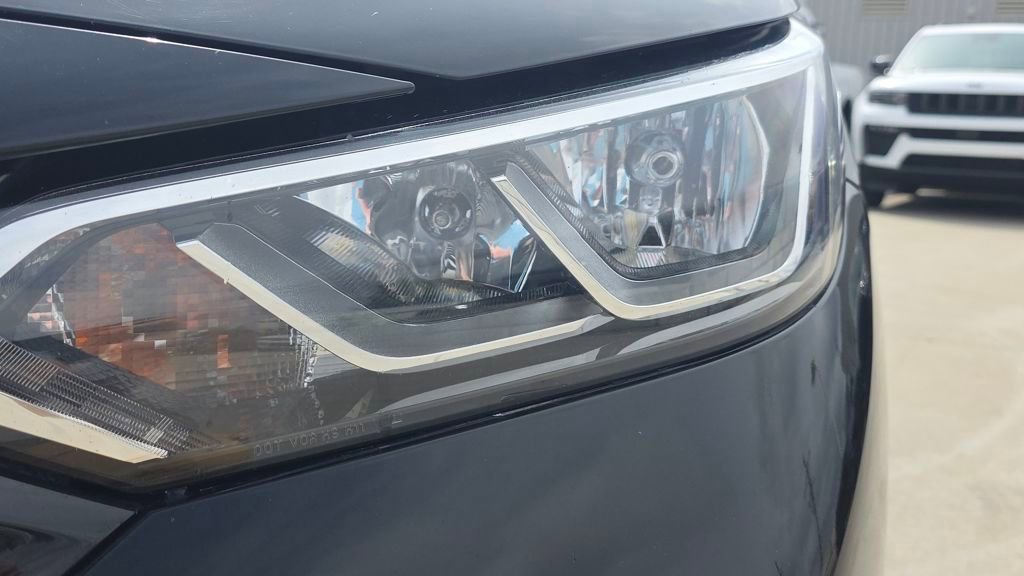 Used 2021 Nissan Sentra SV image 9