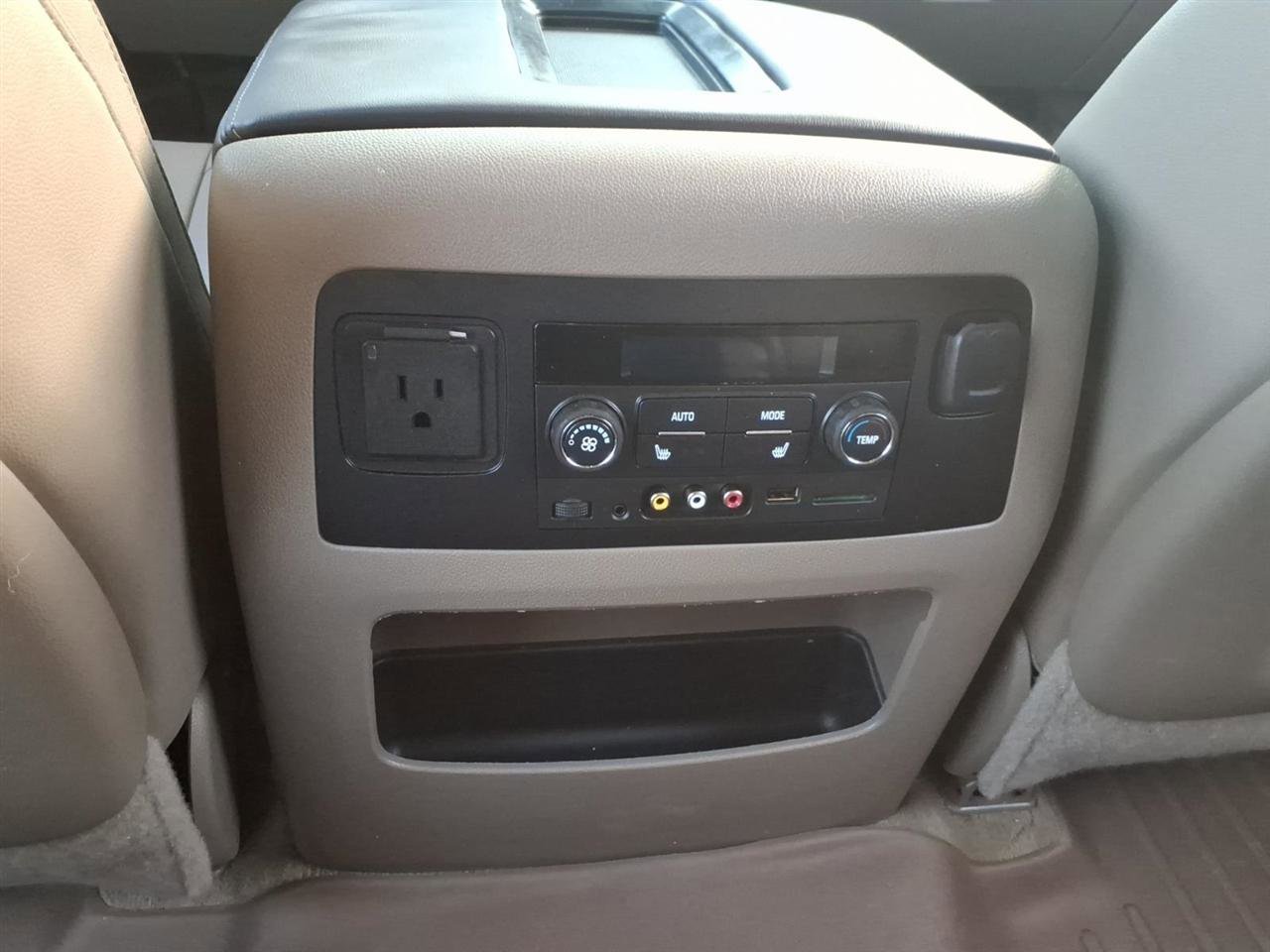 Used 2015 Chevrolet Tahoe LTZ image 11