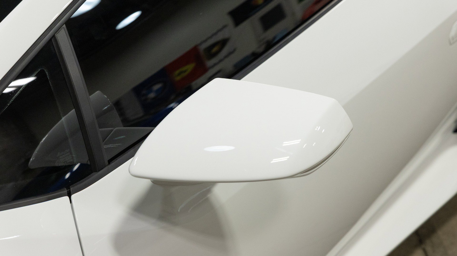 Used 2016 Lamborghini Huracan LP 610-4 image 11