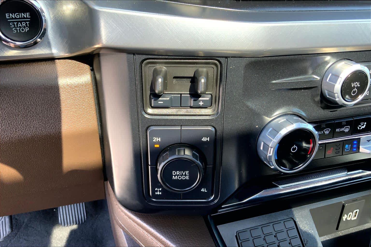 Certified 2026 Ford F250 King Ranch AWD/4WD image 32