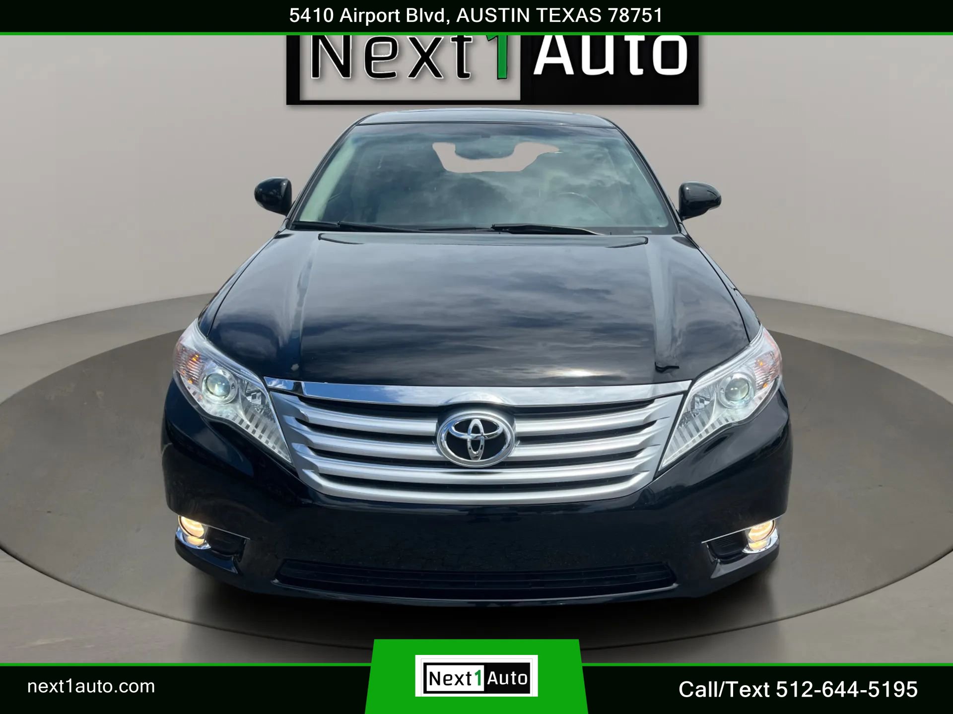 Used 2011 Toyota Avalon Limited FWD image 9