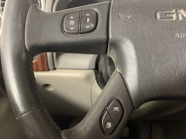 Used 2003 GMC Envoy SLT image 15
