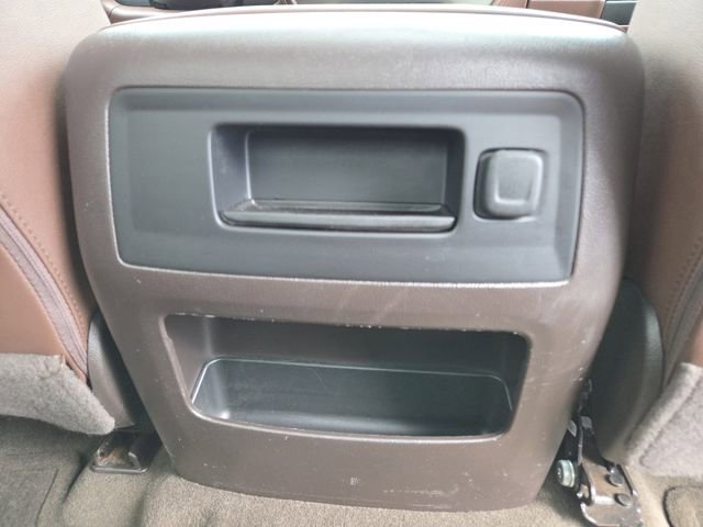 Used 2017 Chevrolet Silverado 1500 High Country AWD/4WD image 16