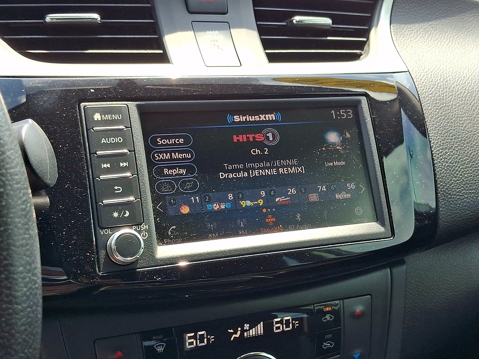 Used 2019 Nissan Sentra SV FWD image 18