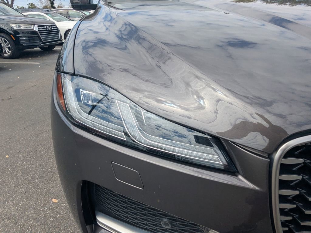 Used 2021 Jaguar F-PACE S image 19