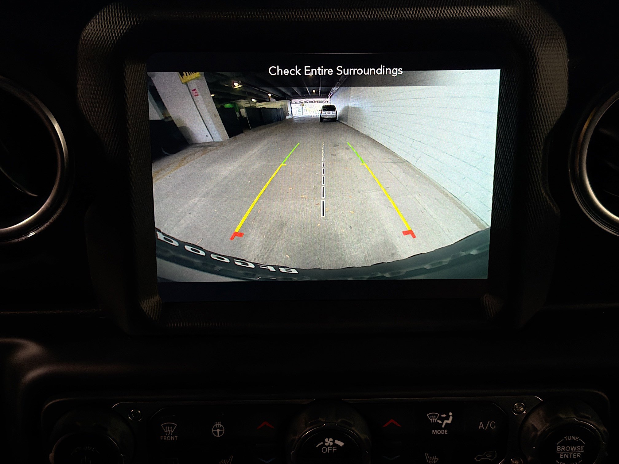 Used 2022 Jeep Wrangler Unlimited Rubicon w/ Trailer Tow Package image 31