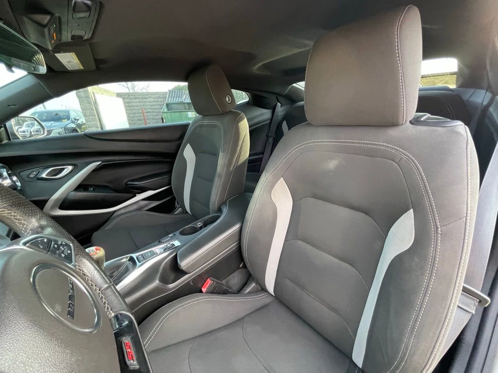 Used 2020 Chevrolet Camaro SS image 20