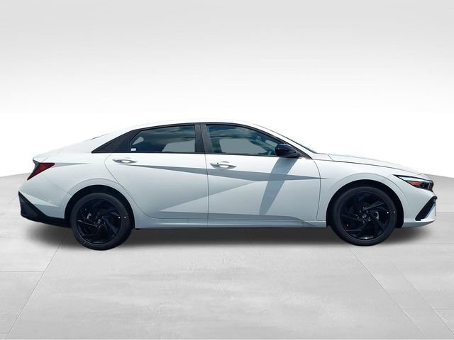 New 2026 Hyundai Elantra Sport FWD image 6