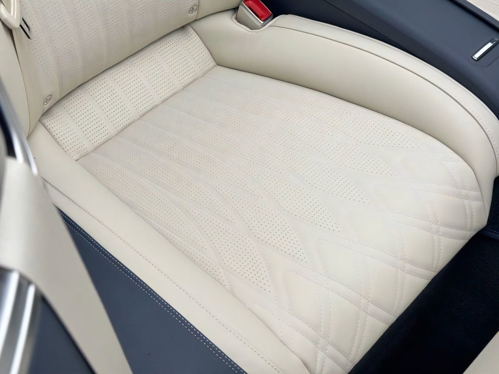 New 2026 Bentley Continental GTC AWD/4WD image 26