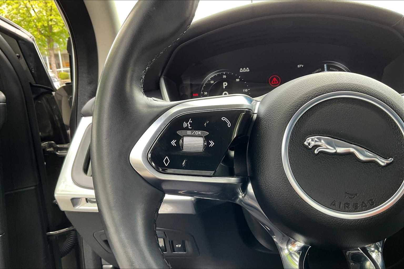 Used 2020 Jaguar I-PACE SE image 20