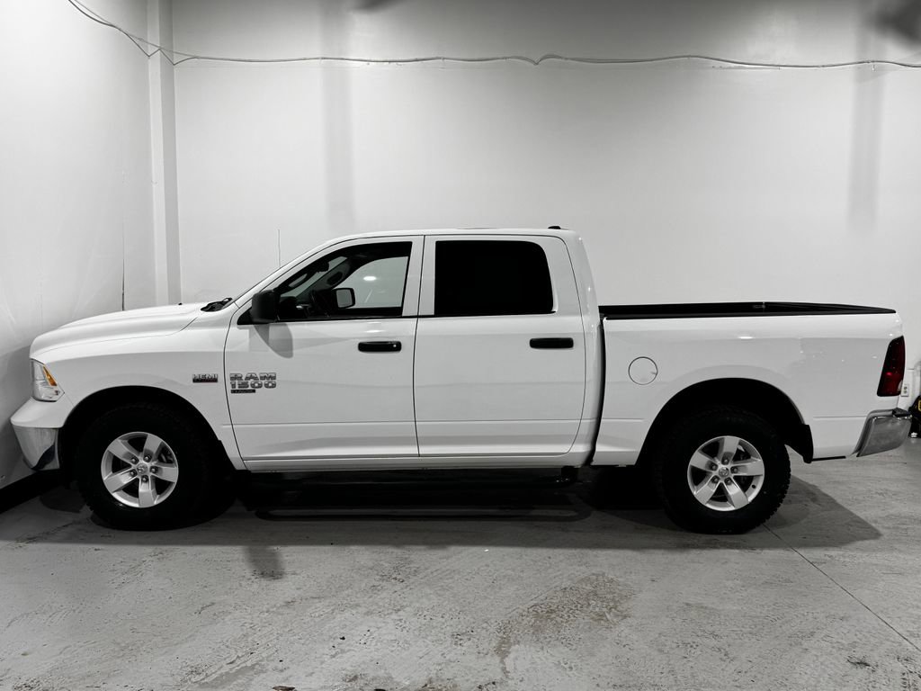 Used 2022 RAM 1500 Classic SLT image 14