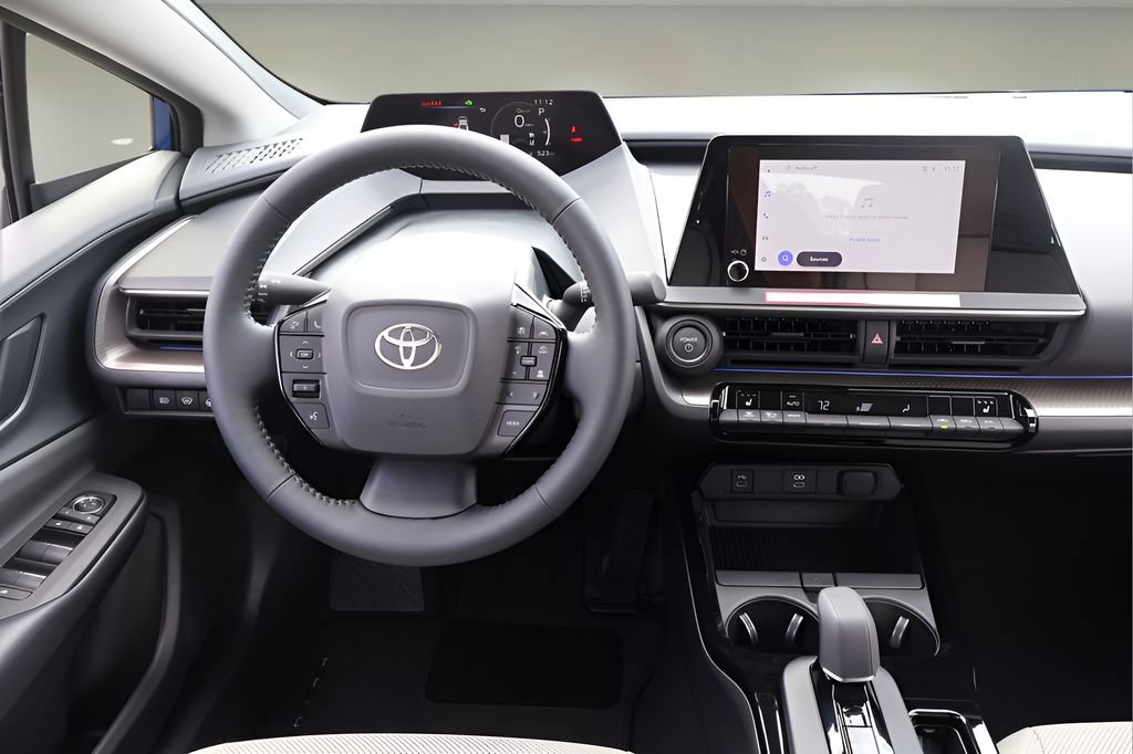 Certified 2026 Toyota Prius XLE FWD image 17