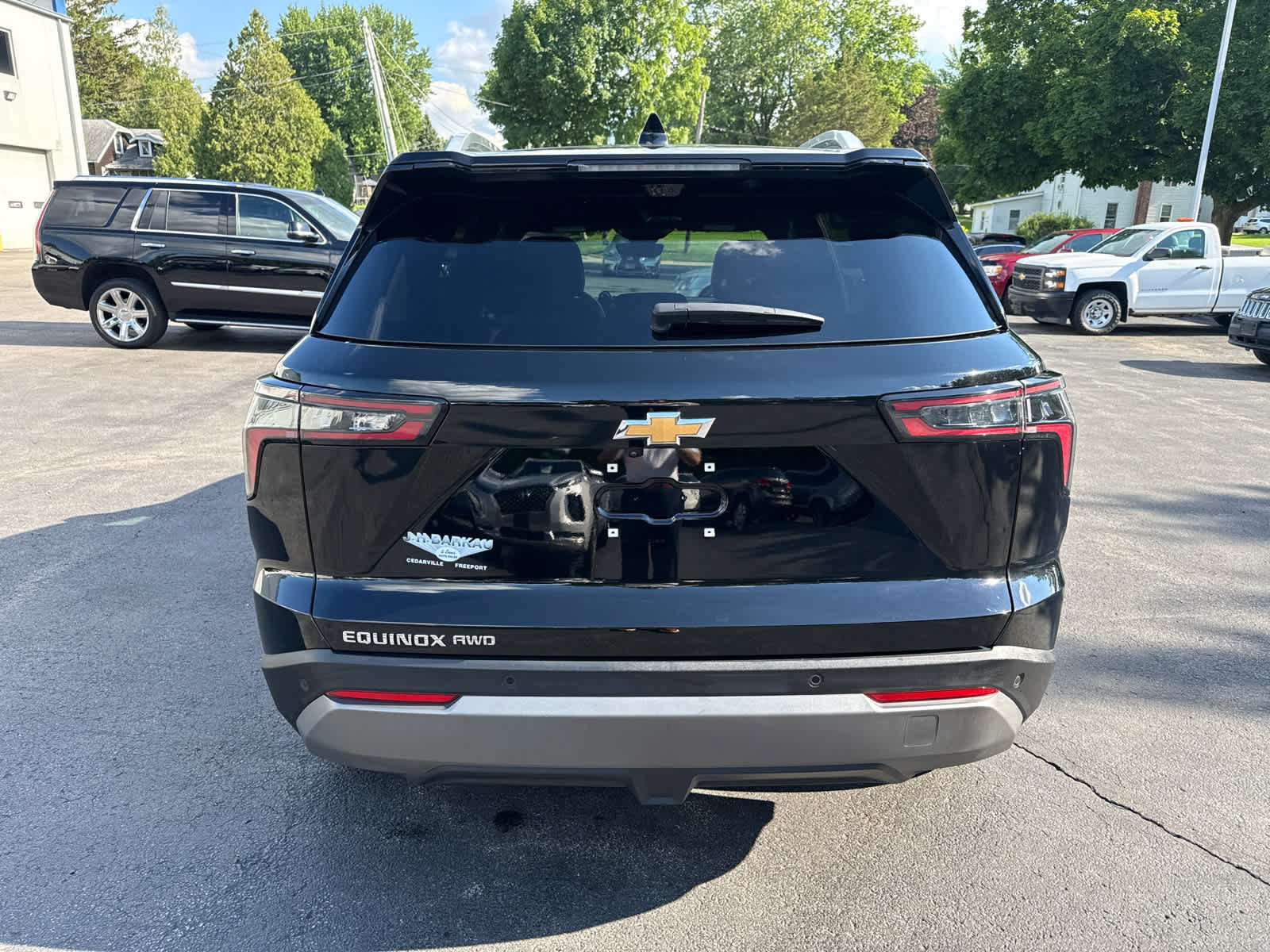 Used 2025 Chevrolet Equinox LT w/ Convenience Package II AWD/4WD image 4