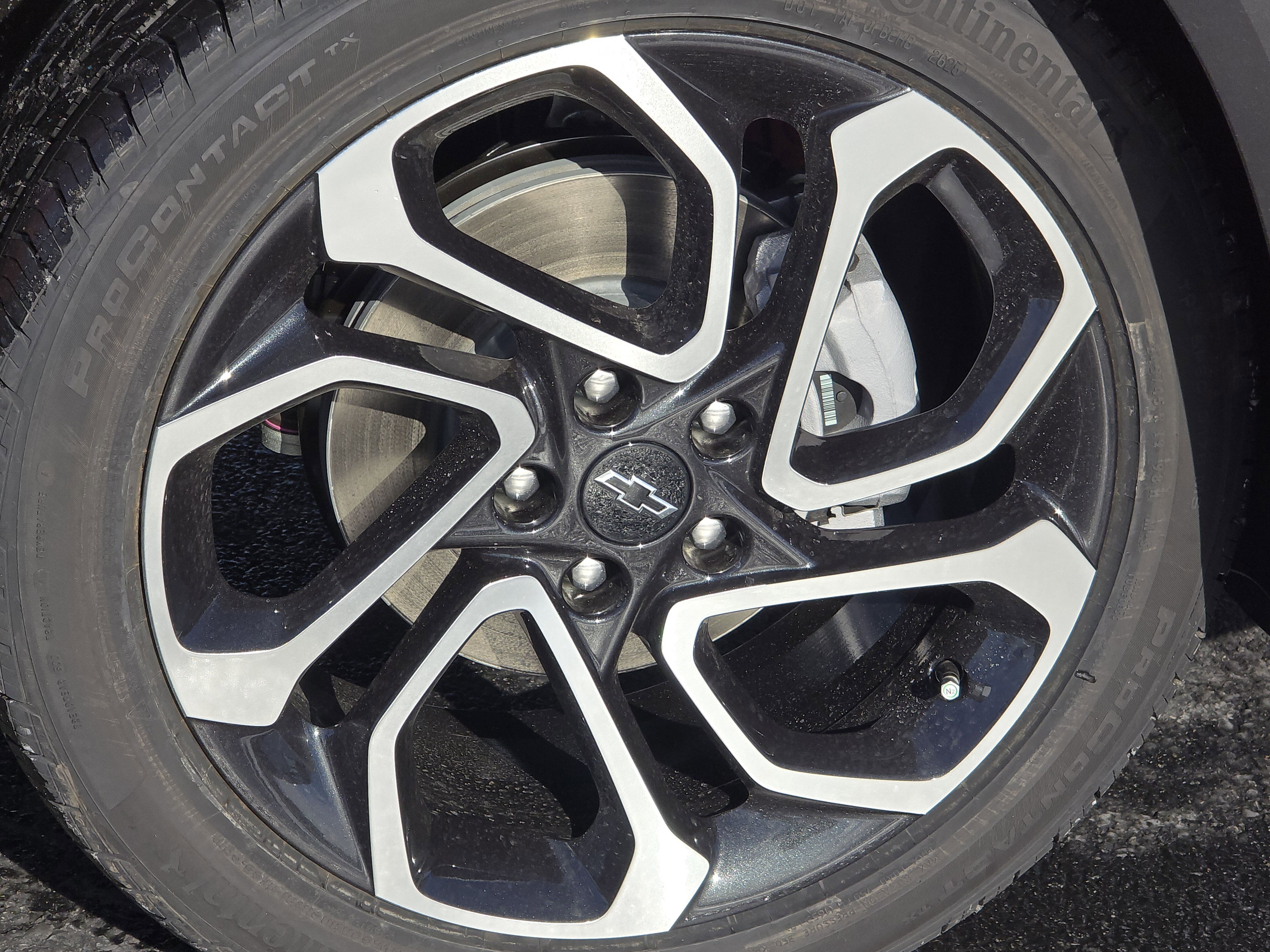 New 2026 Chevrolet Trax RS w/ Driver Confidence Package image 10