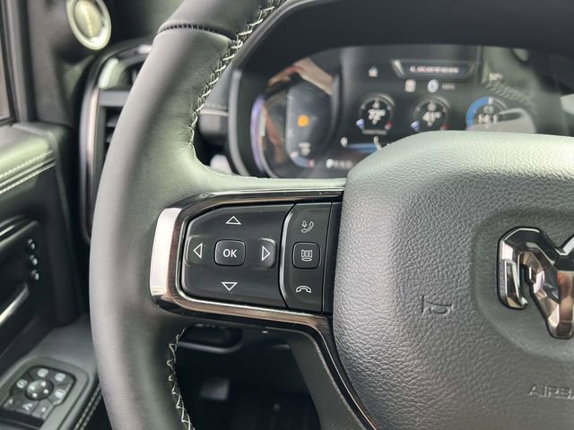 New 2026 RAM 2500 Limited AWD/4WD image 17