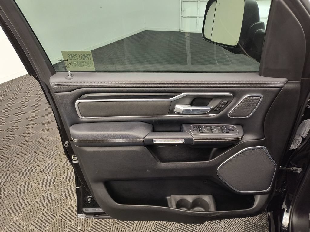 Used 2023 RAM 1500 Laramie AWD/4WD image 21