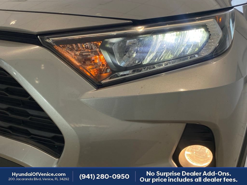 Used 2021 Toyota RAV4 XLE Premium FWD image 13