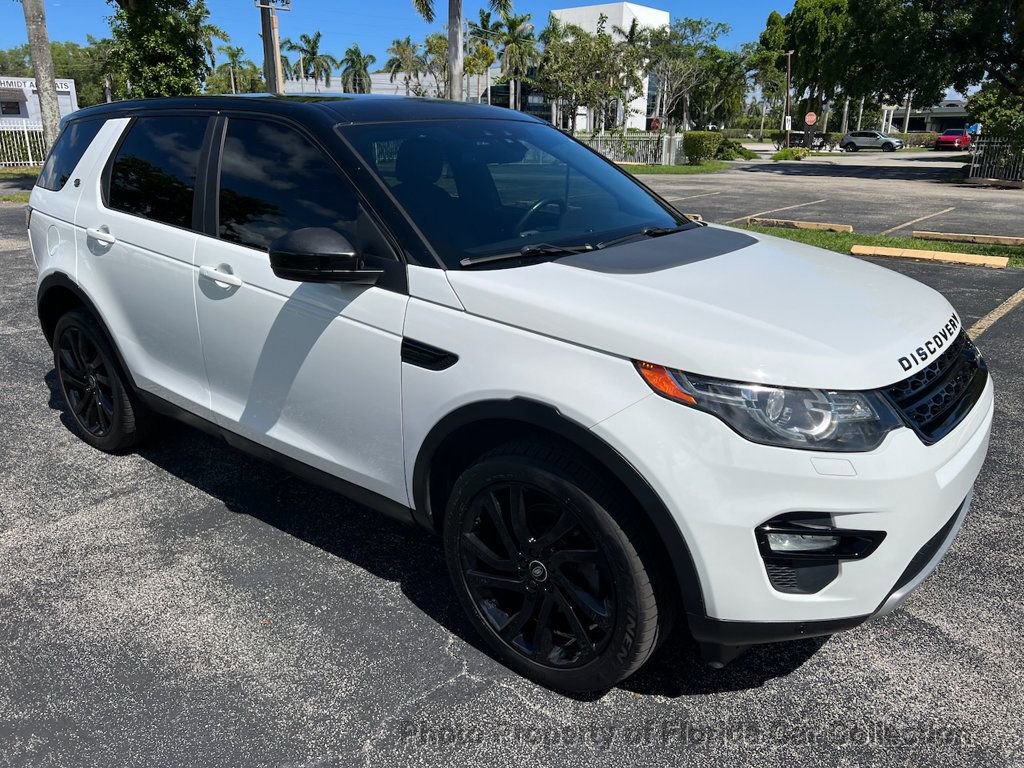 Used 2015 Land Rover Discovery Sport HSE Luxury AWD/4WD image 2