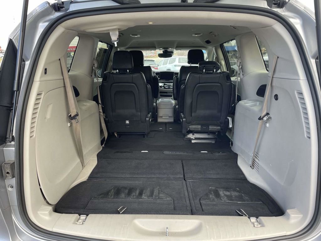 Certified 2021 Chrysler Pacifica Touring-L image 41