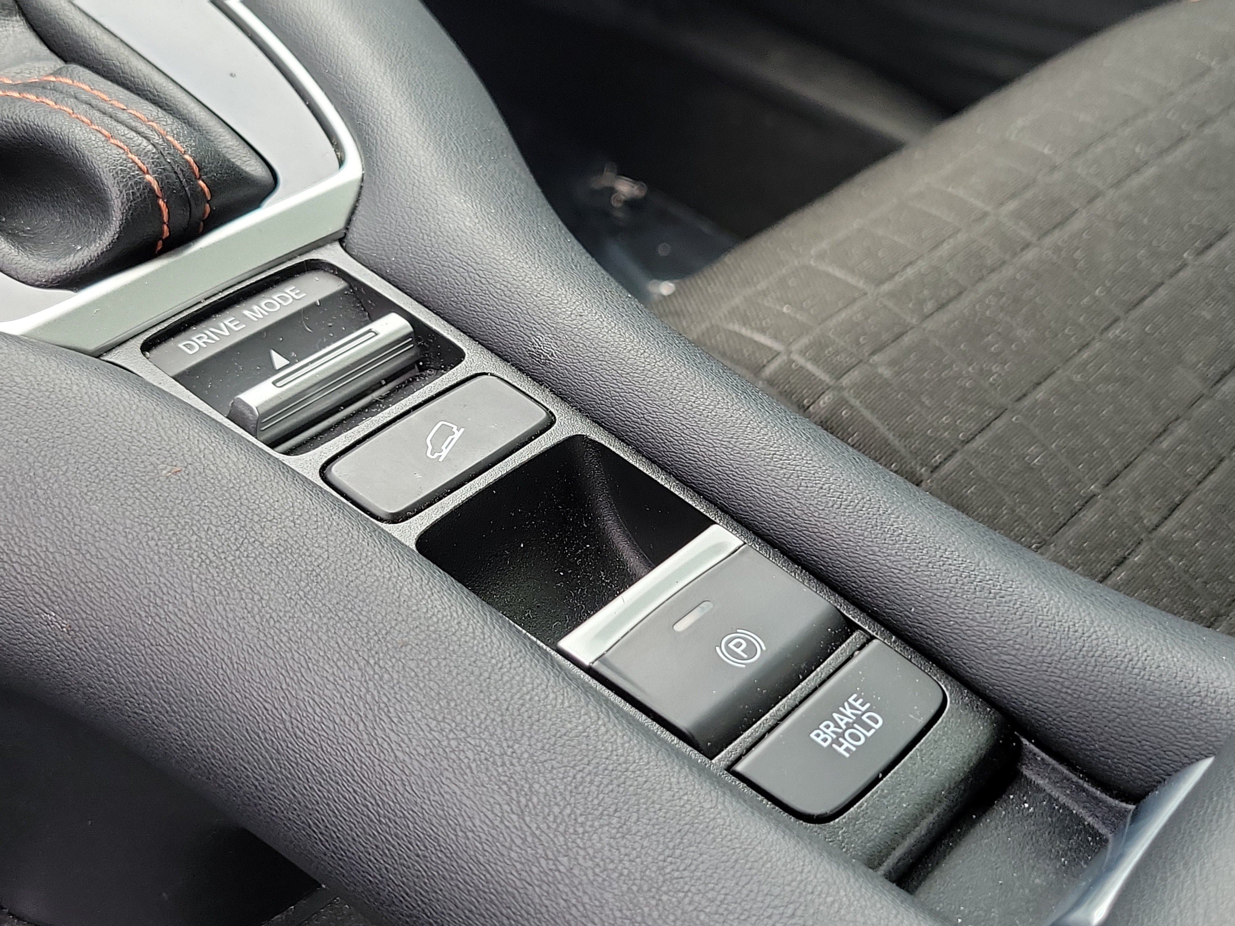 Certified 2024 Honda HR-V Sport image 28
